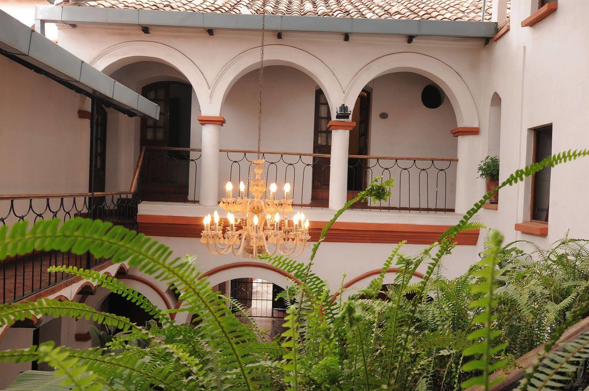 Hostal Recoleta Sur Sucre Eksteriør bilde