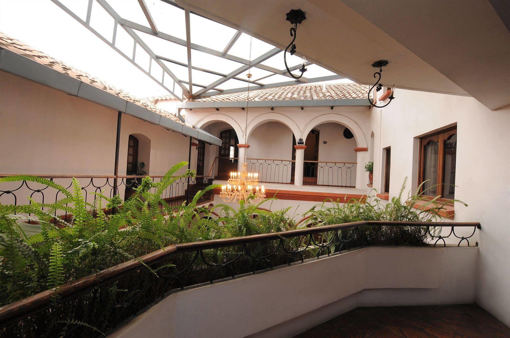 Hostal Recoleta Sur Sucre Eksteriør bilde